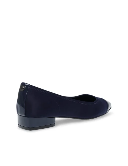 New Anne Klein Carlie Flat